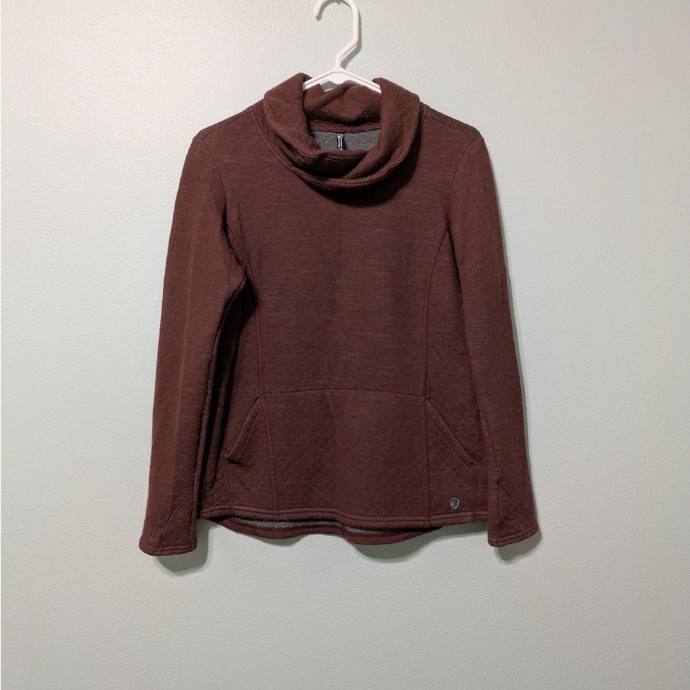 Kuhn Women's pull over.